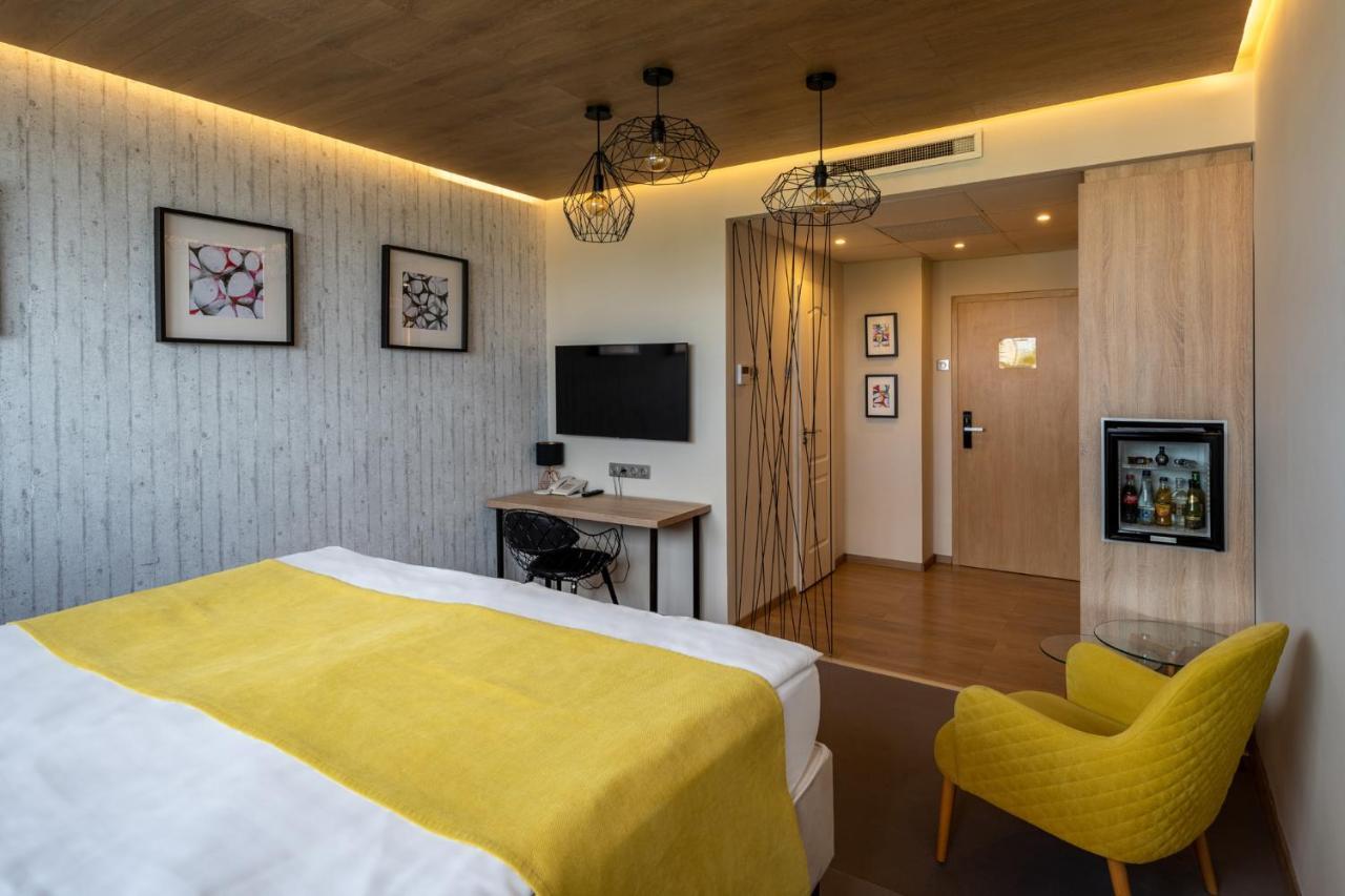 Hotel Bodrog Wellness & Elix Spa Шарошпатак Экстерьер фото